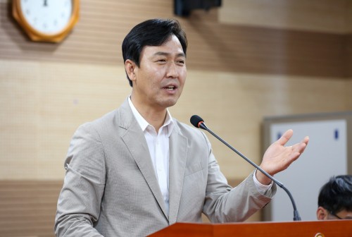 아산시의회 명노봉 의원, ‘아산시 산업재해 예방 및 노동안전보건 지원’조..