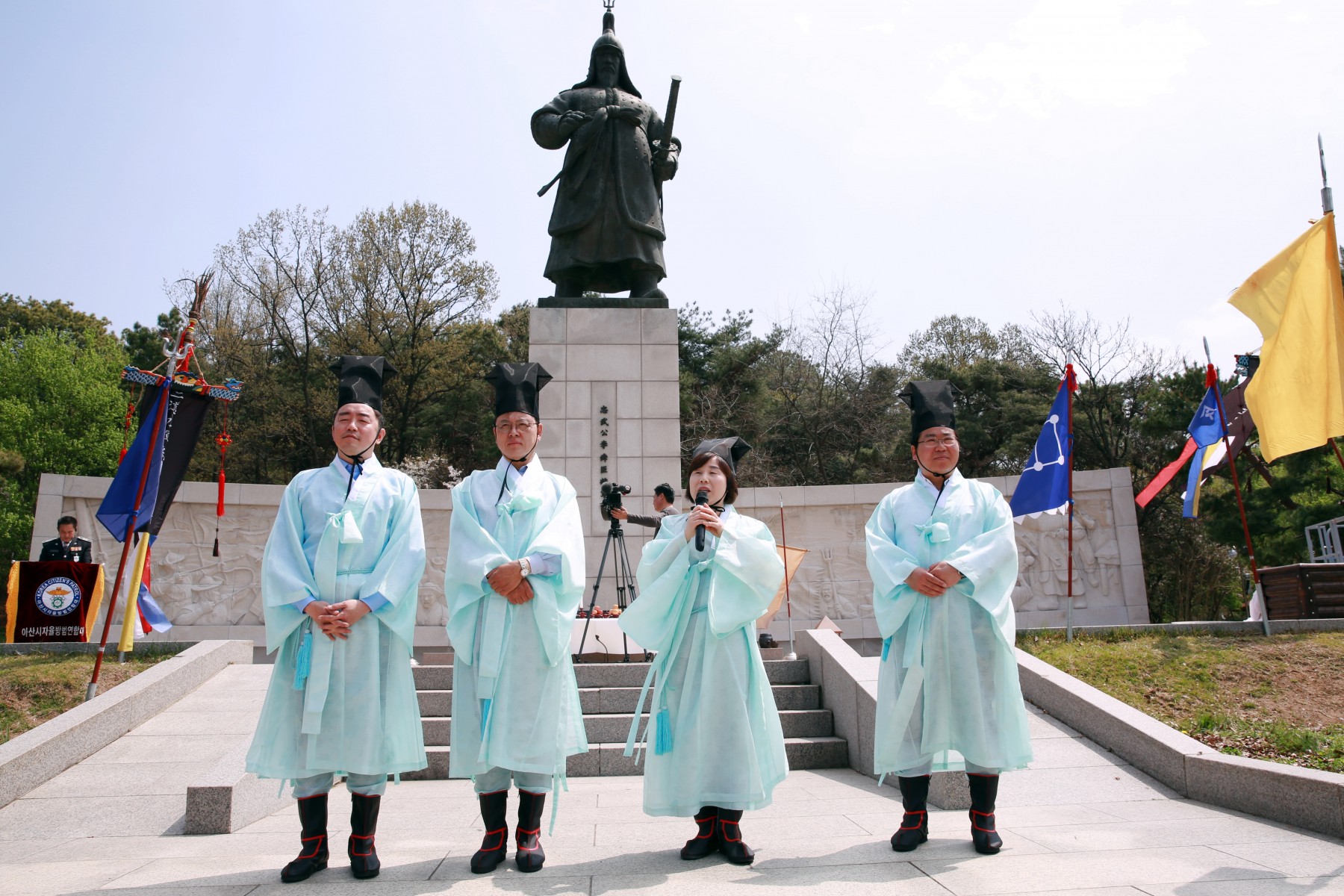 제58회 아산성웅 이순신축제 개최 기념 이순신장군 동상 친수식